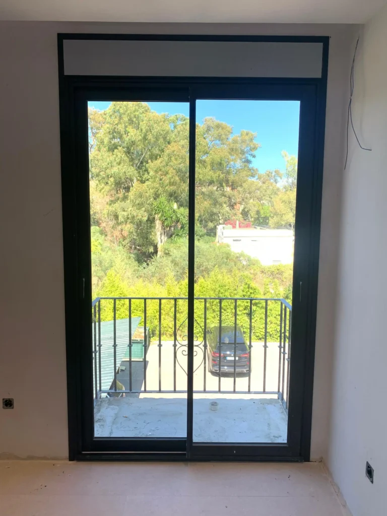 cambio de ventanas en malaga ahorra energia y gana confort